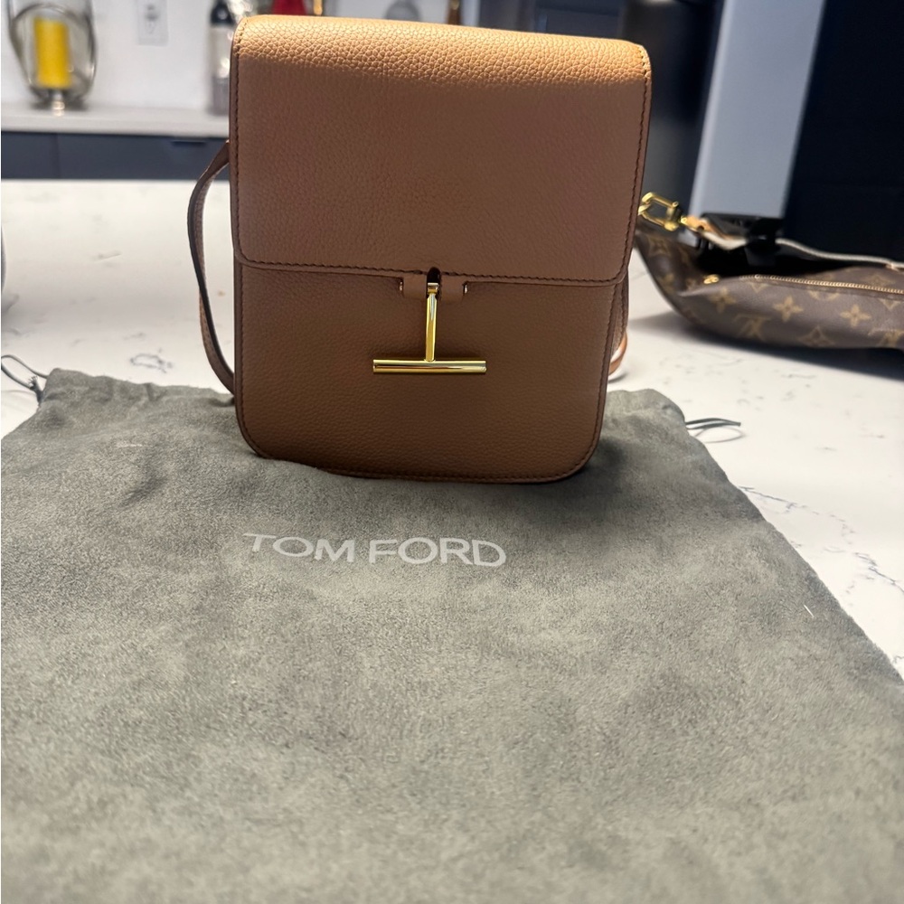 Tom Ford Tan Leather Messenger Bag
